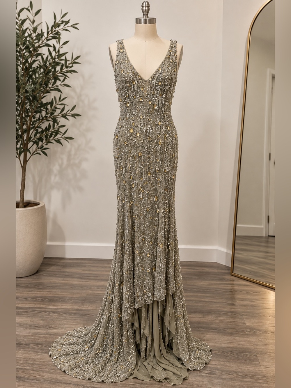 Pronovias NEIMO Sea Fog Grey Beaded Evening Gown Size 6 NWT